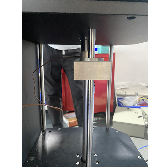 ASTM D7309 المسعرات الاحتراق المجهري لاختبار القابلية للاشتعال البلاستيكية